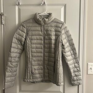 Light weight puffer winter coat